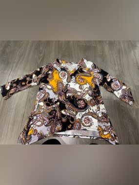 Valerie Stevens Long Sleeve Paisley Top in Black, White & Mustard